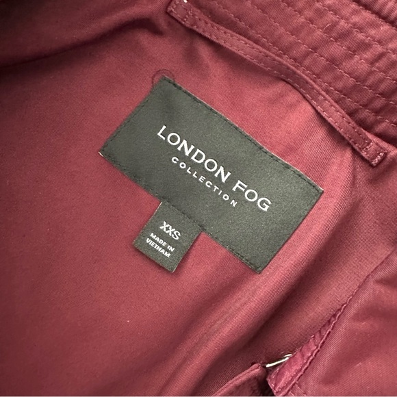 London Fog Single Breasted Button Front Maxi Burgundy Trench Coat w/ Belt Sz XXS - Picture 6 of 8
